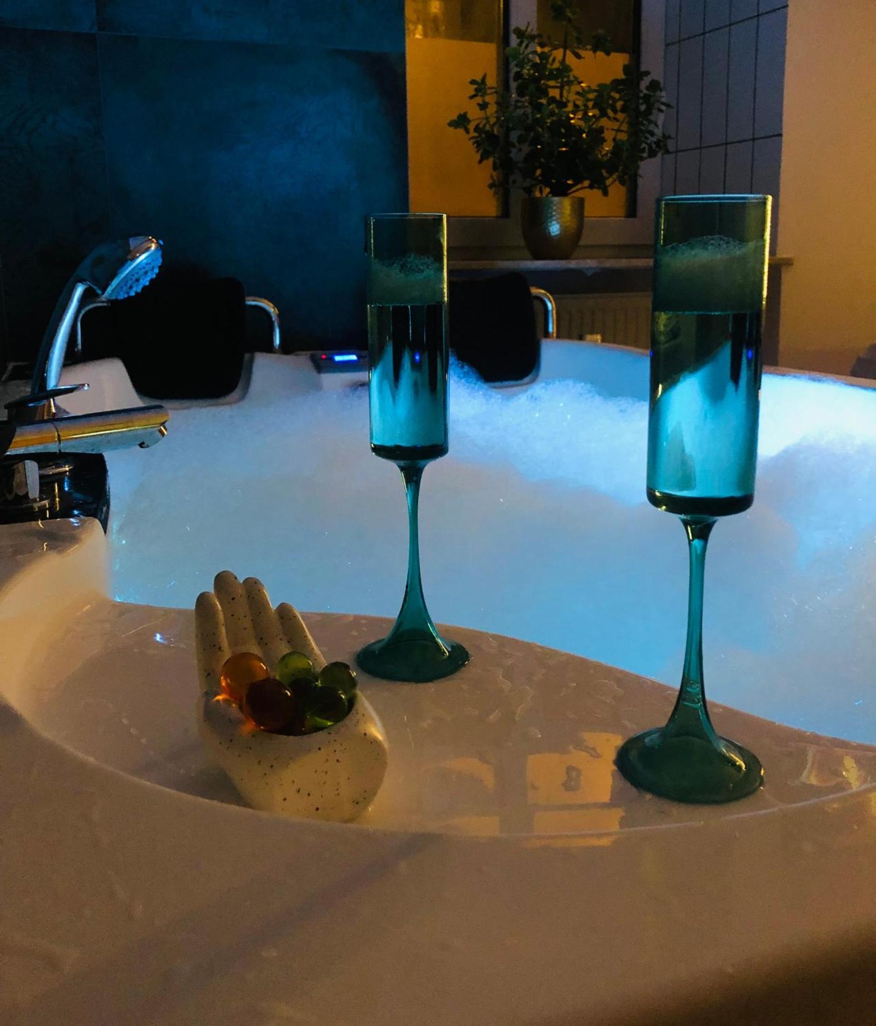Jacuzzi & Bike Apartment, Krakow — Photos 2